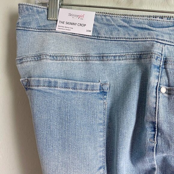 Skinnygirl Mid Rise Skinny Crop Light Wash Jeans Women's Size 16W NEW NWT - Picture 6 of 11